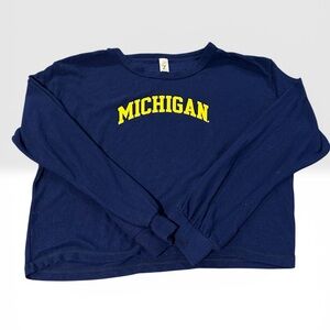 Zootatz Michigan Wolverines Blue Arched Long Sleeve Shirt - Size X-Large EUC